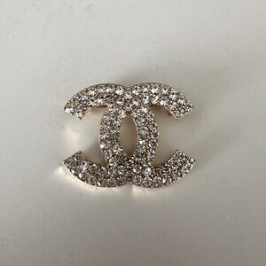 CC Rhinestone Fashion Brooch
